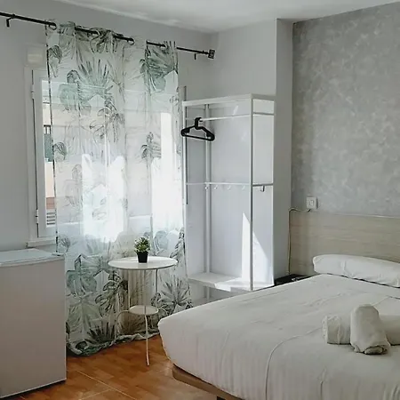 Lucia By Gaiarooms Pensionat 3*