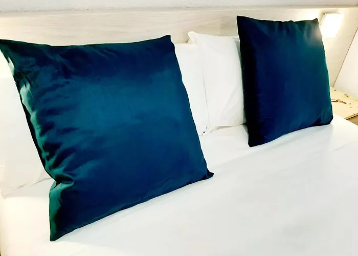 Lucia By Gaiarooms Salamanka